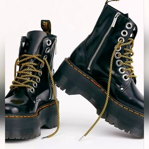 Dr. Martens JADON MAX Black platform boots size 7